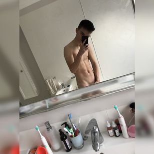 Model - alex81743 joi