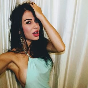 Model - Karol Meyer girlfriend