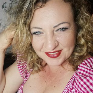 Model - VictoriaLips sweet