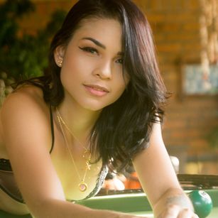 Model - helena baker sumisa