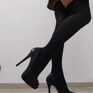 Model - Goddess Mira boobs