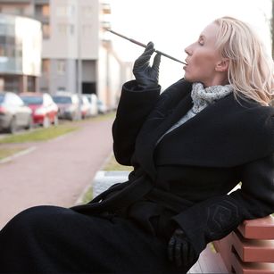 Model - NightBeauty masturbation