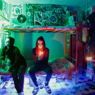 Model - Mike Lin romantic