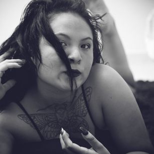 Model - Oriana_Sabatini bigboobs