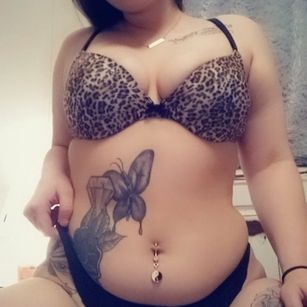 Model - Queenaddie19 fatass