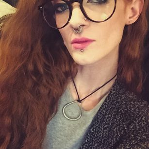 Model - Carrie_bb dildo