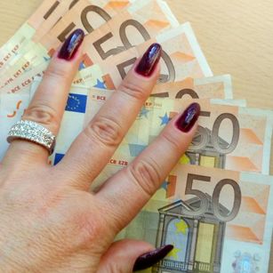 Model - Supreme Domina cei