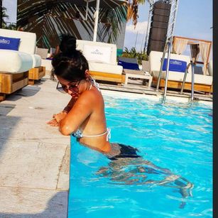 Model - Exquisite Personality dirtytalk