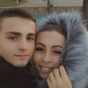 Model - HotTwix Coup