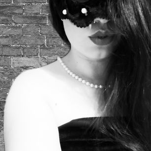 Model - SharonReich dirtytalk