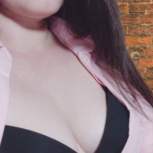 Model - SharonReich dirtytalk