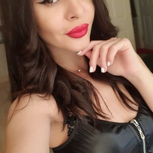 Model - BlackQueen69 heels