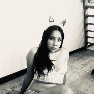 Model - Samanthahott toys