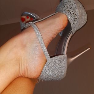 Model - MysticalMILF69 horny