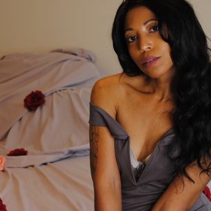 Model - Syrinx Erasme girlfriend