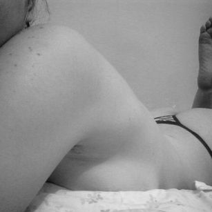 Model - Heidy Kung dildo