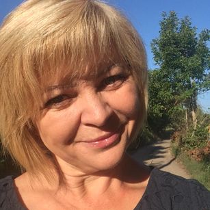 Model - Farahnesa nice