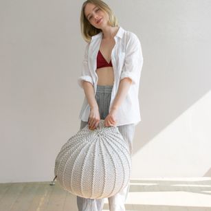 Model - EllyMur feet