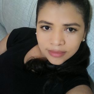 Model - luna footfetish