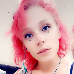 Model - SnowbunnyGQ panties