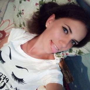 Model - DayanesaSky Hot