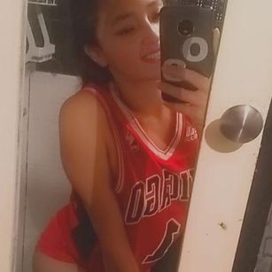 Model - PeneloPe_14 role