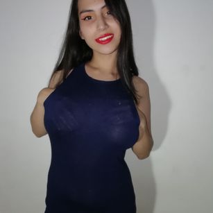 Model - alexxa cam bigtits