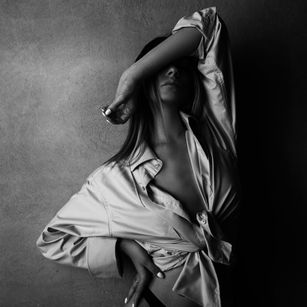 Model - Veronica natural