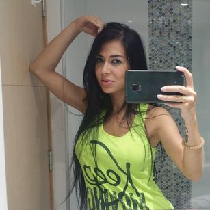 Model - Karol Meyer latin