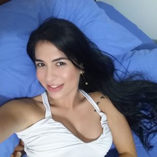 Model - Karol Meyer girlfriend