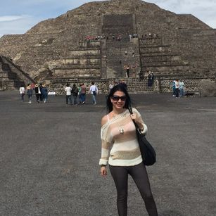 Model - Karol Meyer deepthroat