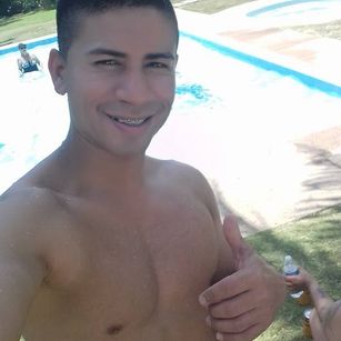 Model - marlon_17_ submissive