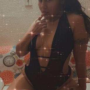 Model - Luna mistica canela