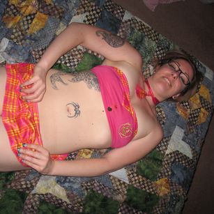 Model - Lily Cox Blonde