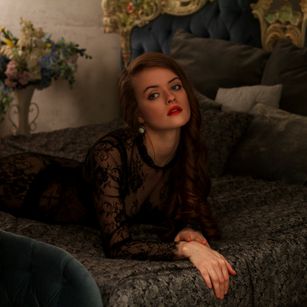 Model - Alex_Singer costumes