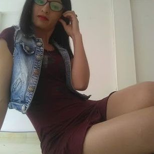 Model - leidy johanna boobs