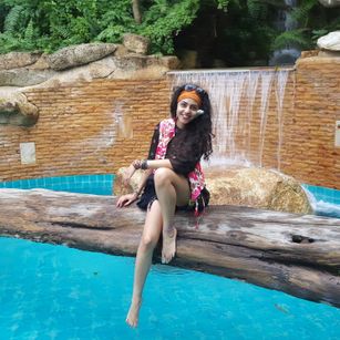 Model - Hermina easygoing