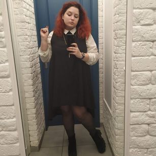 Model - DexyRed bigboobs