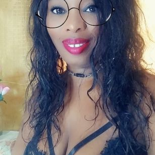 Model - Sasha Blak latin