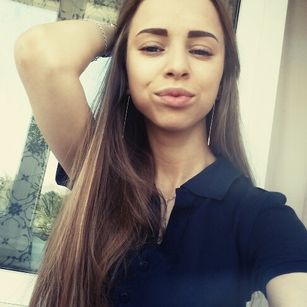 Model - Leila Baby pussy