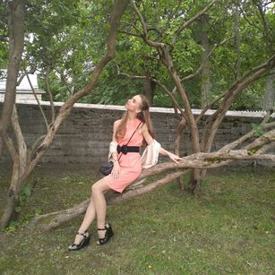 Model - Leila Baby fingering