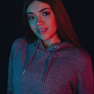 Model - Mileytabs young