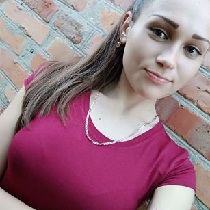 Model - AllissonJayne Hot