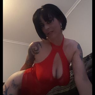 Model - Wild_milf_roxy squirter