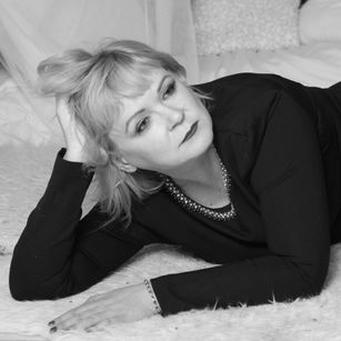 Model - YourLinia mature