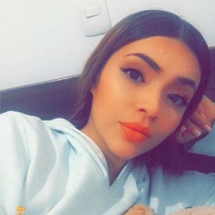 Model - Mileytabs young