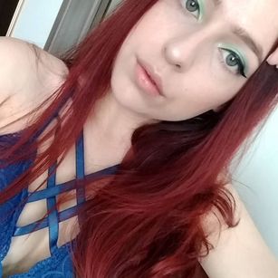 Model - Amanda Denns toys