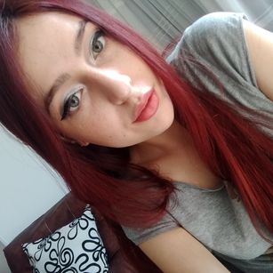 Model - Amanda Denns slim