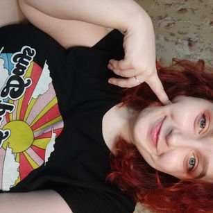 Model - DexyRed redhead