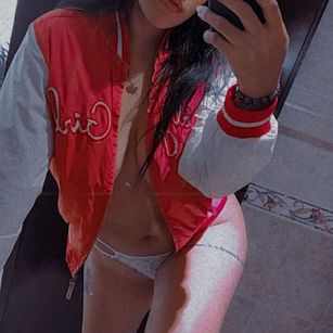 Model - Camila Cam latin
